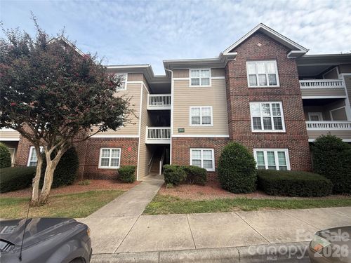 c-9811 Campus Walk Ln, Charlotte, NC, 28262-1911 | Card Image