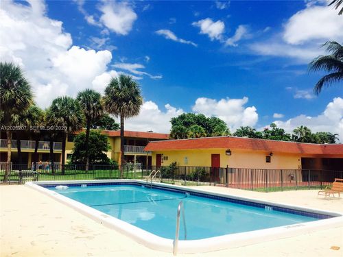 220c-850 E Commercial Blvd, Oakland Park, FL, 33334-3287 | Card Image