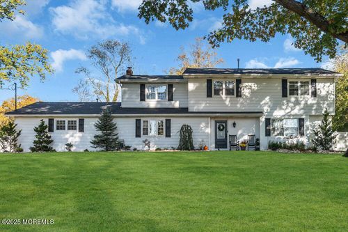 51 Glendale Dr, Freehold, NJ, 07728-1357 | Card Image