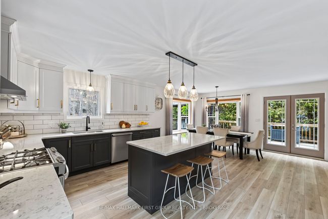 1262 Sunbury Rd, House other with 5 bedrooms, 3 bathrooms and 4 parking in South Frontenac ON | Image 8