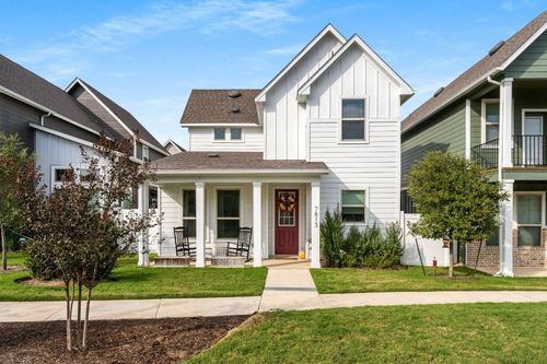 7813 Moody Bnd, Austin, TX, 78744-2087 | Card Image