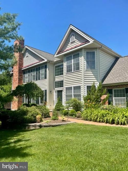 55 Wincrest Dr, PHOENIXVILLE, PA, 19460-5735 | Card Image