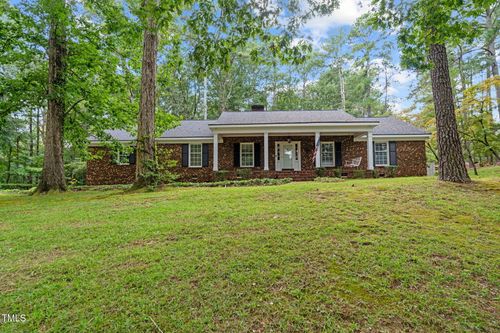 610 Maynard Lake Rd, Erwin, NC, 28339-8695 | Card Image