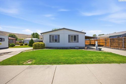 411 Birch Ct, Benton City, WA, 99320 | Card Image