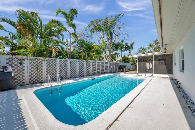 2009 Cleveland St, House other with 3 bedrooms, 2 bathrooms and null parking in CLEARWATER FL | Image 46