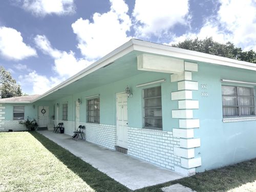 1-886 Ne 35th St, Oakland Park, FL, 33334-2830 | Card Image