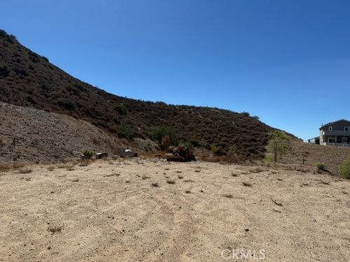 10858 N Pellona Rd, Santa Clarita, CA, 91350 | Card Image