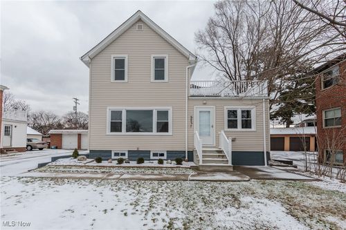 6227 Ridge Rd, Parma, OH, 44129-4426 | Card Image