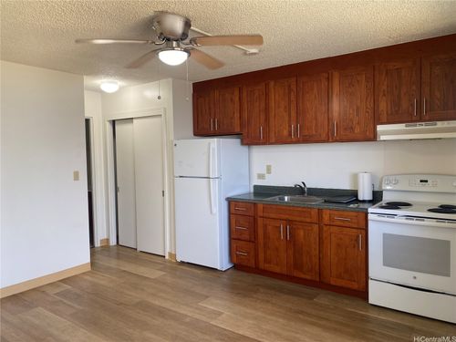 9-1312 Alapai St, Honolulu, HI, 96813-2562 | Card Image