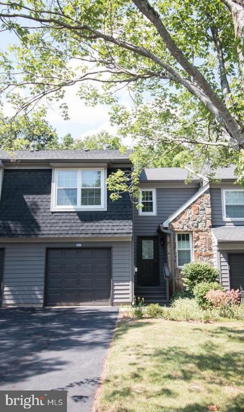 b-15 Andover Cir, Princeton, NJ, 08540 | Card Image
