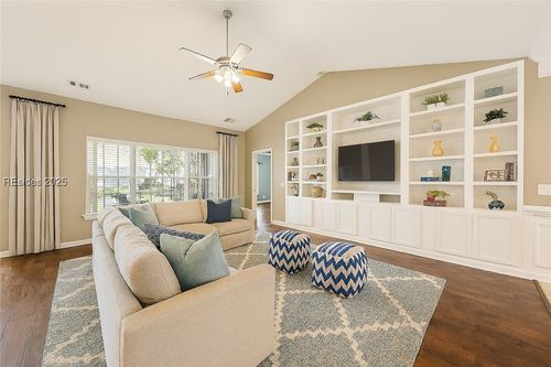 44 Grovewood Dr, Bluffton, SC, 29910-4443 | Card Image