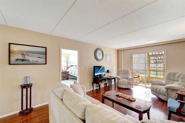 APT-107 - 649 Tamiami Trl S, Condo with 2 bedrooms, 2 bathrooms and null parking in Venice FL | Image 5