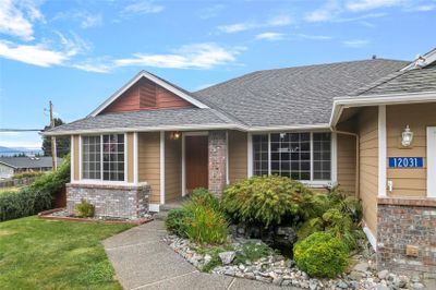 12031 Jacqueline Drive, House other with 3 bedrooms, 2 bathrooms and 3 parking in Burlington WA | Image 2