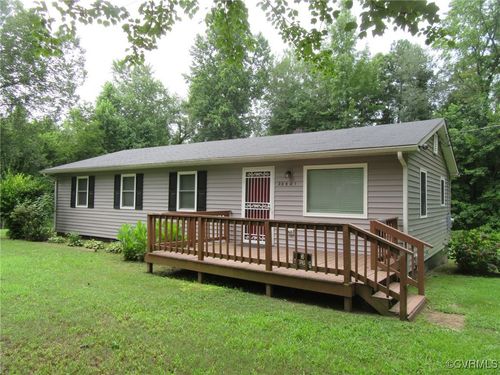 20301 Harris Dr, Sutherland, VA, 23885-9322 | Card Image