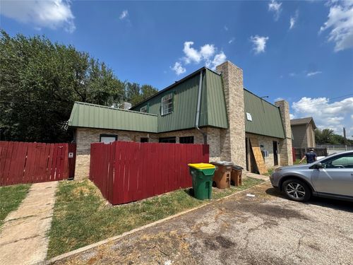 2904 Sweeney Ln, Austin, TX, 78723-3649 | Card Image