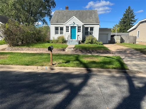 2228 8th Street, Eau Claire, WI, 54703 | Card Image