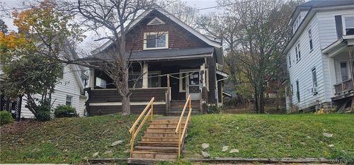 127 Maple St, Jamestown, NY, 14701-7068 | Card Image