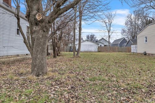 107 109 E Tennessee Street, Evansville, IN, 47711 | Card Image