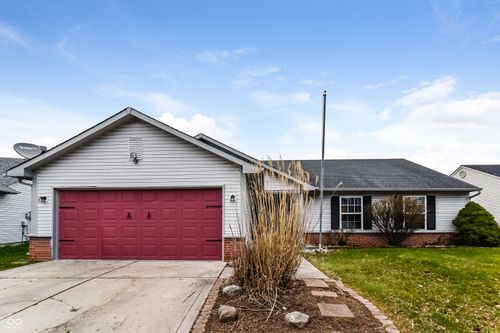 3935 Libra Ln, Indianapolis, IN, 46235-4956 | Card Image