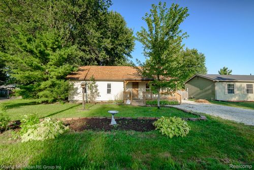 26247 Weigel Rd, New Boston, MI, 48164-9208 | Card Image