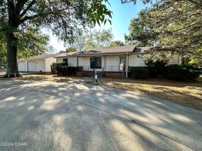 600 E 3rd Street, House other with 4 bedrooms, 3 bathrooms and null parking in Scammon KS | Image 2