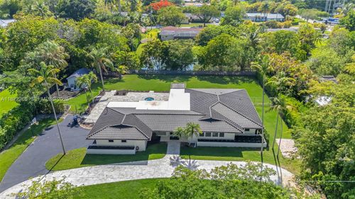 11230 Sw 69th Ct, Pinecrest, FL, 33156-4730 | Card Image