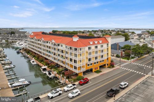 203-301 14th St, OCEAN CITY, MD, 21842-8950 | Card Image