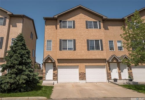 36-118 Pawlychenko Lane, Saskatoon, SK, S7V1J9 | Card Image
