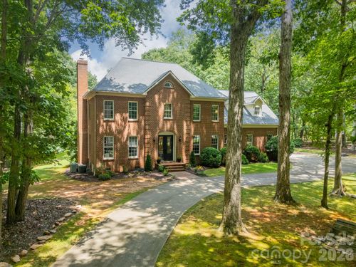 3307 Sandalwood Ln, Waxhaw, NC, 28173-8809 | Card Image