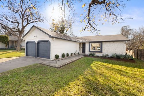 8406 Hornet Dr, Austin, TX, 78749-3945 | Card Image