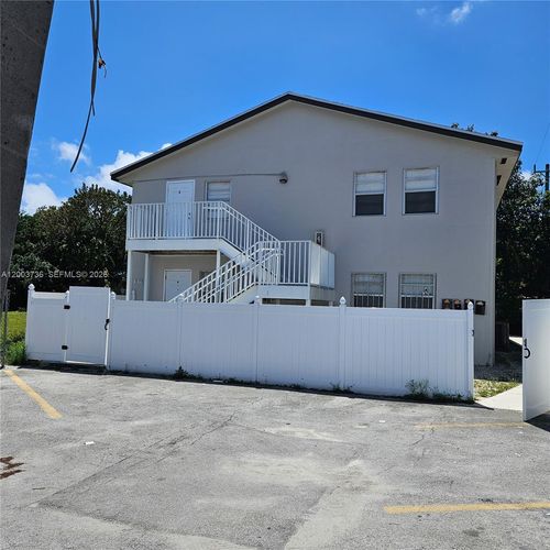 c-616 Nw 67th St, Miami, FL, 33150-4120 | Card Image