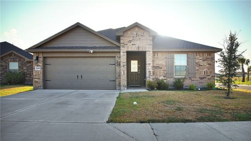 208 Oxford Rd, Sinton, TX, 78387-1404 | Card Image