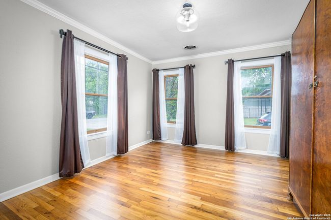150 W Faust St, House other with 2 bedrooms, 3 bathrooms and null parking in New Braunfels TX | Image 19