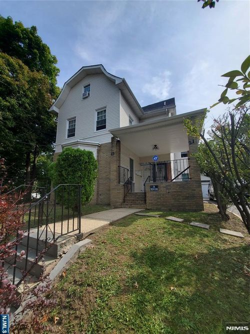 21-23 Roseville Ave, Newark, NJ, 07107-2164 | Card Image