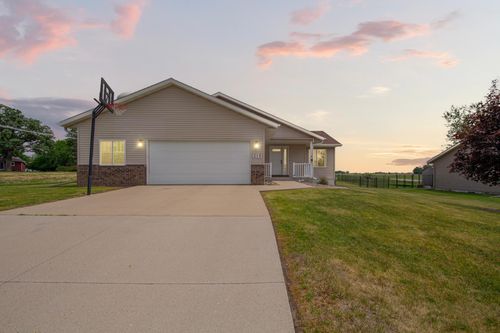 315 Hazeltine Ave Ne, Owatonna, MN, 55060-6307 | Card Image
