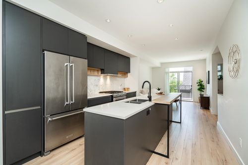 45-1228 Hudson St, Coquitlam, BC, V3B0R3 | Card Image