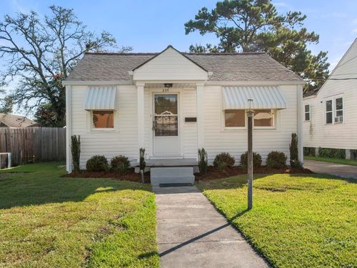 237 Carnation Ave, Metairie, LA, 70001-4338 | Card Image