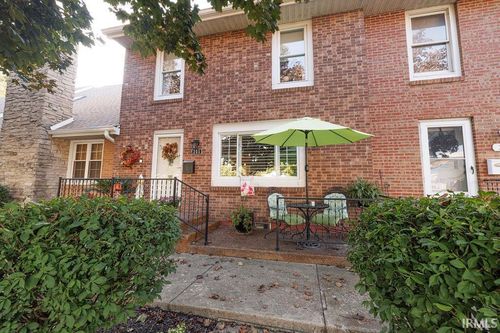 205 S Main St, Spencer, IN, 47460-1706 | Card Image