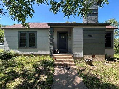 2320 Arrowhead Ct, Fort Worth, TX, 76103-2608 | Card Image