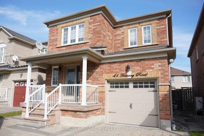 41 Trelawny Rd, House other with 3 bedrooms, 4 bathrooms and 3 parking in Markham ON | Image 2