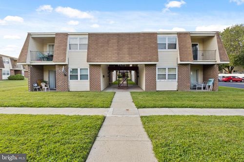 33 Florence Tollgate Pl, FLORENCE, NJ, 08518-3212 | Card Image