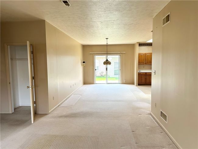 APT-26 - 2750 Iowa Dr, Condo with 2 bedrooms, 2 bathrooms and 2 parking in Lower Burrell PA | Image 15