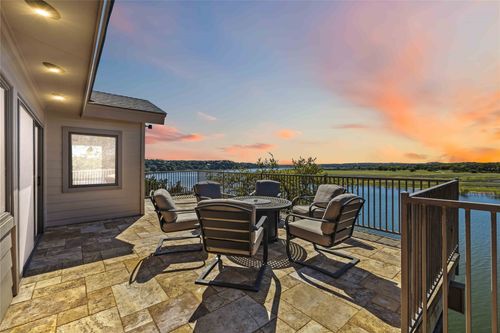 7-512 Harbor Dr, Spicewood, TX, 78669-3153 | Card Image