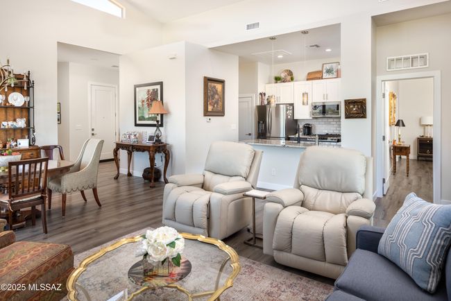 Large Open Great Room | Image 4