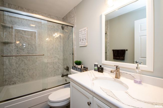 116 Field Ct, House other with 4 bedrooms, 4 bathrooms and null parking in East Peoria IL | Image 29