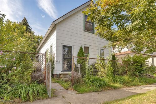4131 Newark Ave, Cleveland, OH, 44109-1207 | Card Image