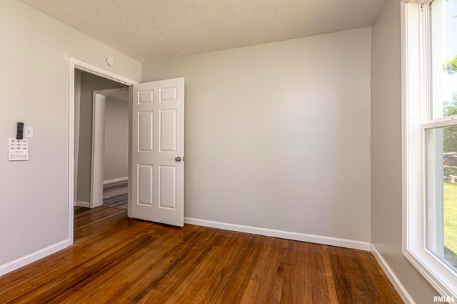 807 E Park St, House other with 3 bedrooms, 1 bathrooms and null parking in Du Quoin IL | Image 13