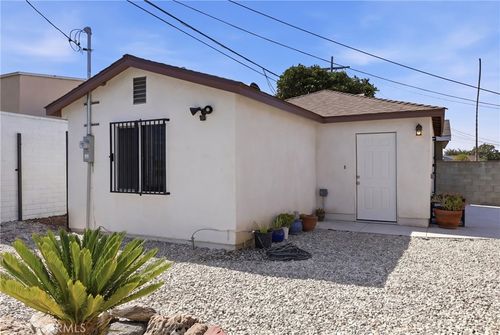 10646 S Wilton Place, Los Angeles, CA, 90047 | Card Image