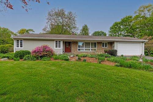 4 Melburn Ave, East Hampton, CT, 06424-1028 | Card Image