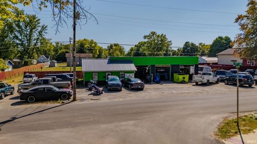513 W 6th St, Jonesboro, IN, 46938-1306 | Card Image